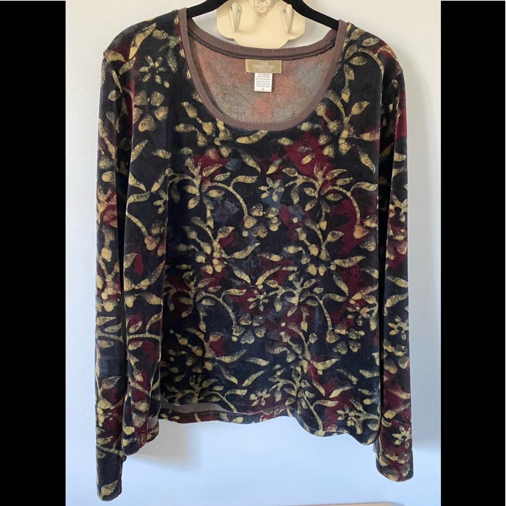 Territory Ahead Black Floral Velvet Top XL